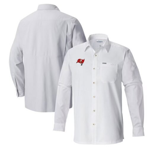 Buccaneers Columbia Slack Tide Omni-Wick Long Sleeve Button-Up Shirt