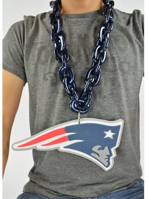 Patriots WinCraft Big Chain Logo Necklace